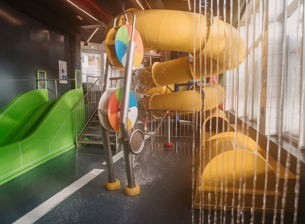Indoor Wasserspielplatz im Hotel Dilly