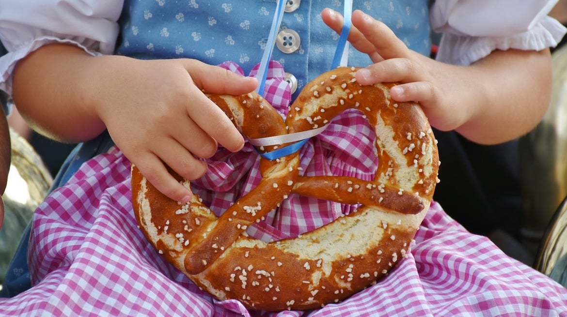 10 Fakten zur österreichischen Tracht als Vorbereitung auf das Lederhosentreffen in Windischgarsten