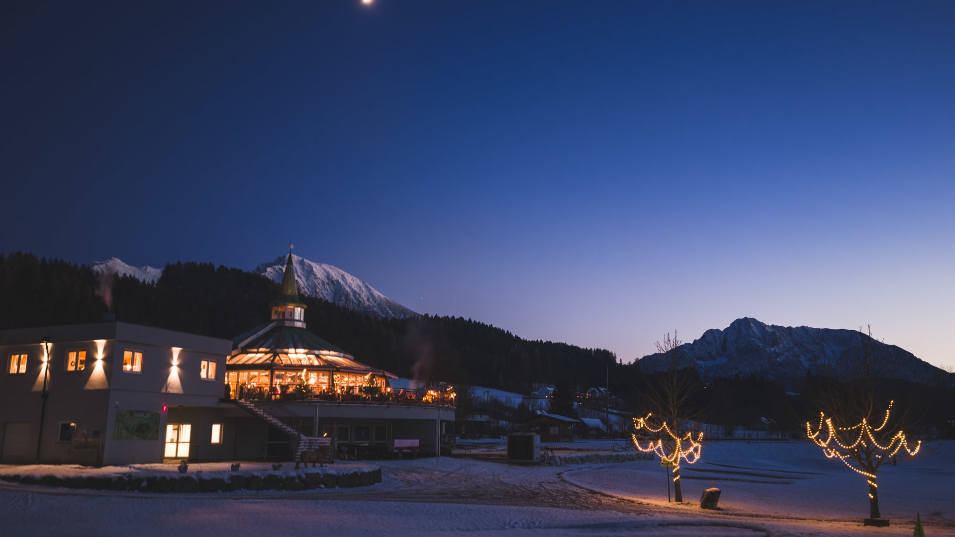 Restaurant Salettl in Oberösterreich bei Nacht