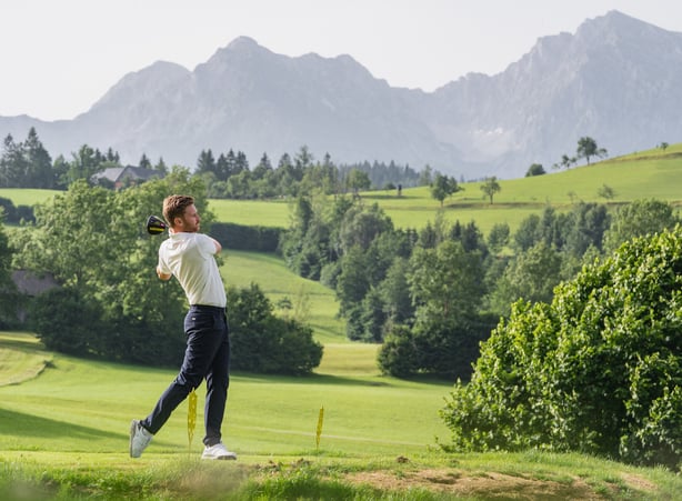 Golf im Aufwind: Warum immer mehr Menschen den Sport (neu) entdecken