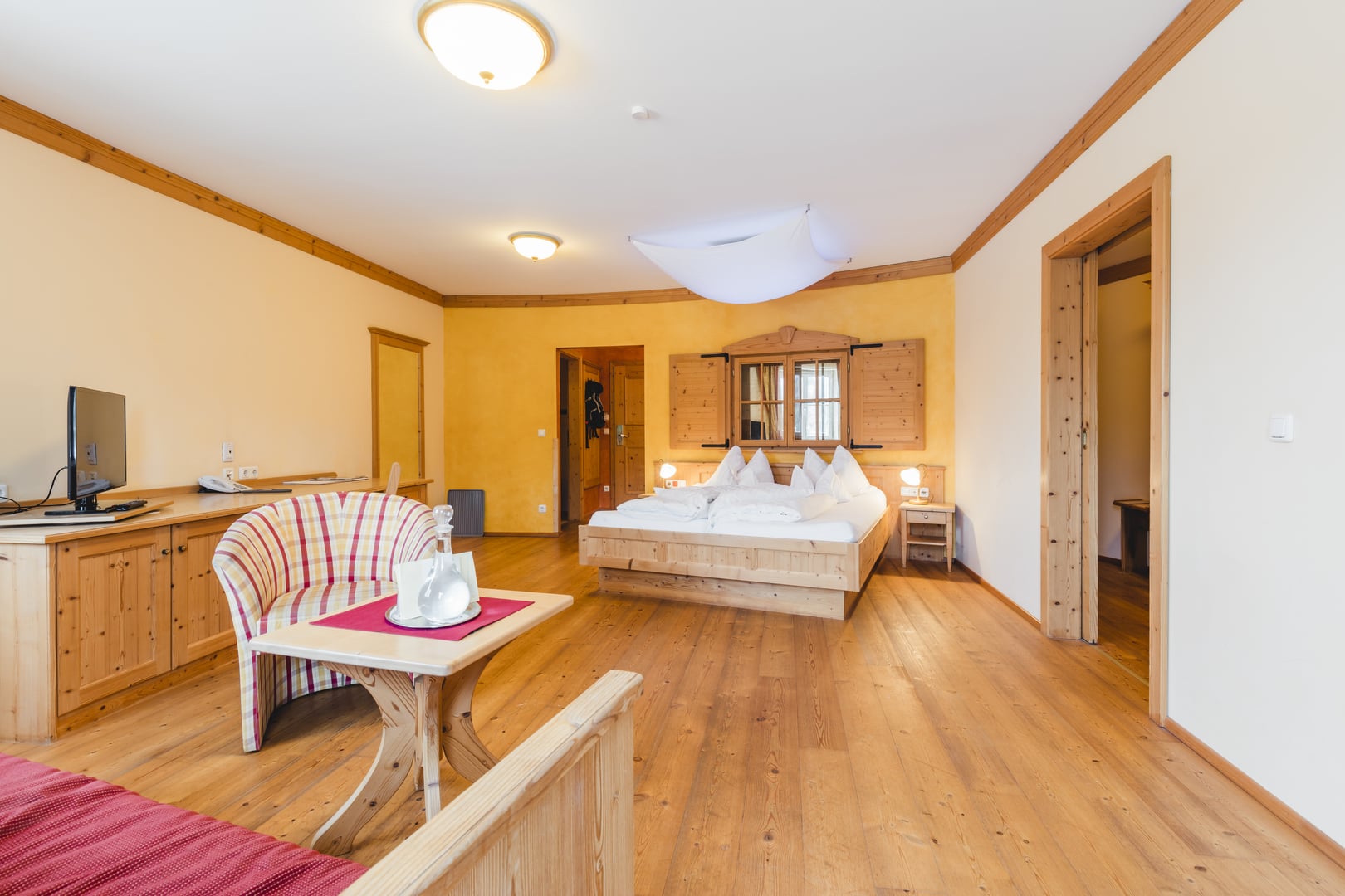 Junior Suite 245,246