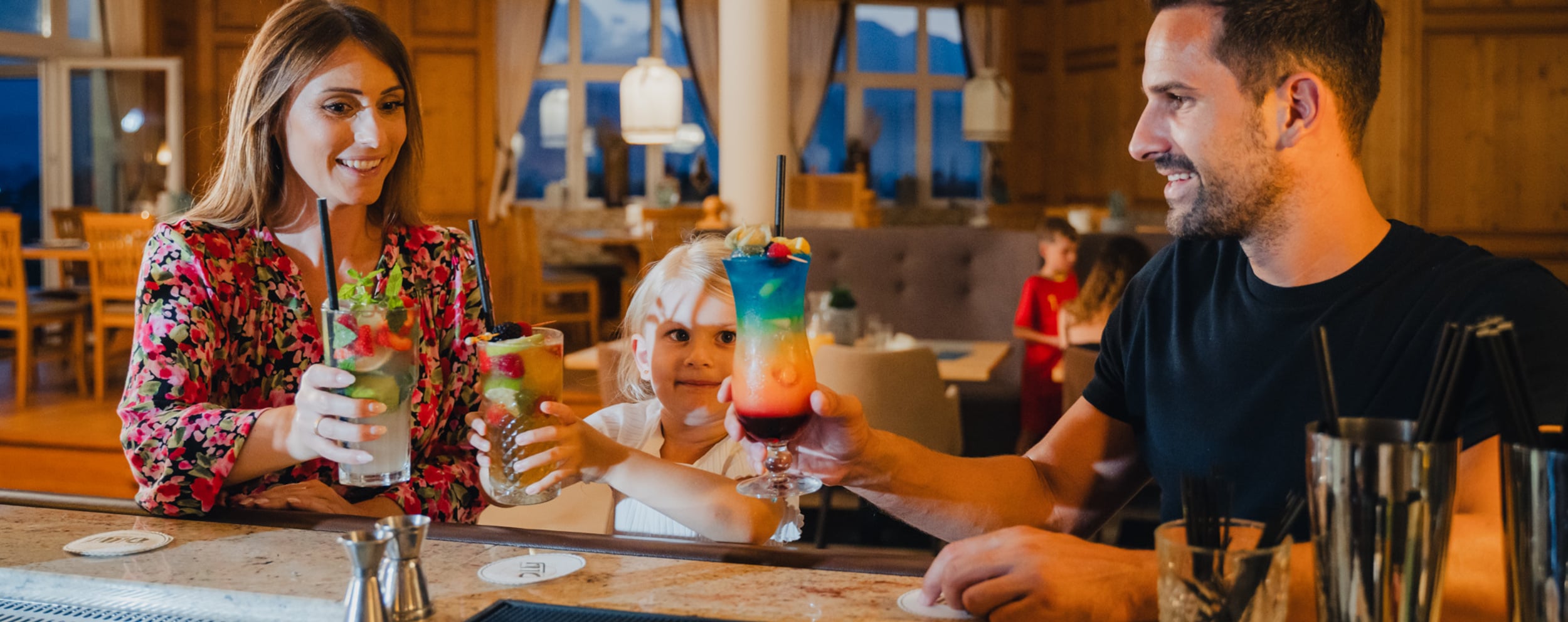 Weinkeller und Bar im Hotel Dilly