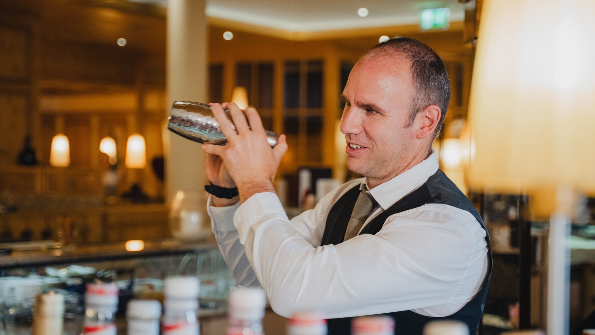 It's Cocktail o'clock