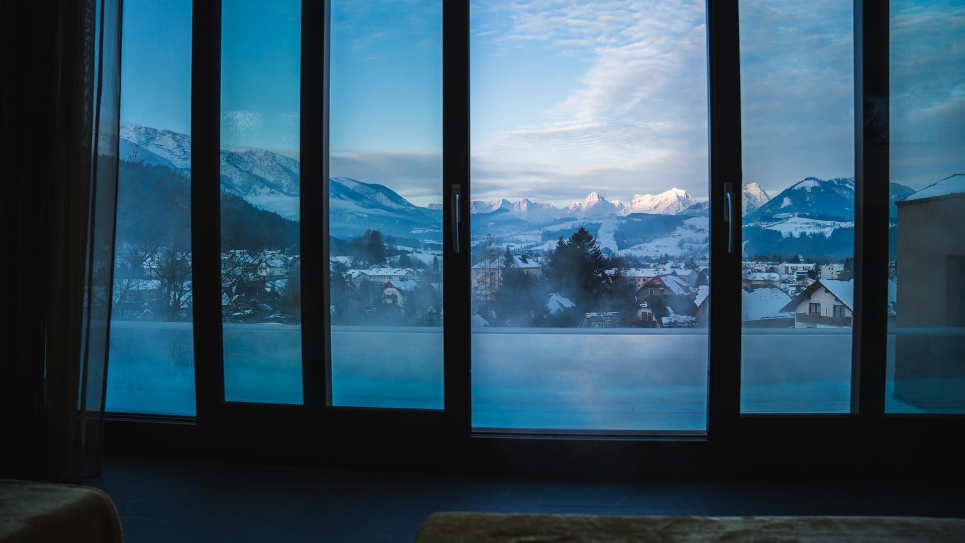 Infinity Pool im Dilly Winter