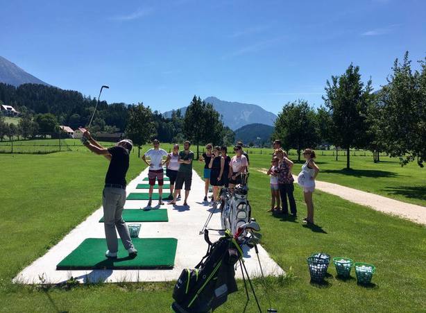 TRIAL GOLF GAME FOR COMPANIES